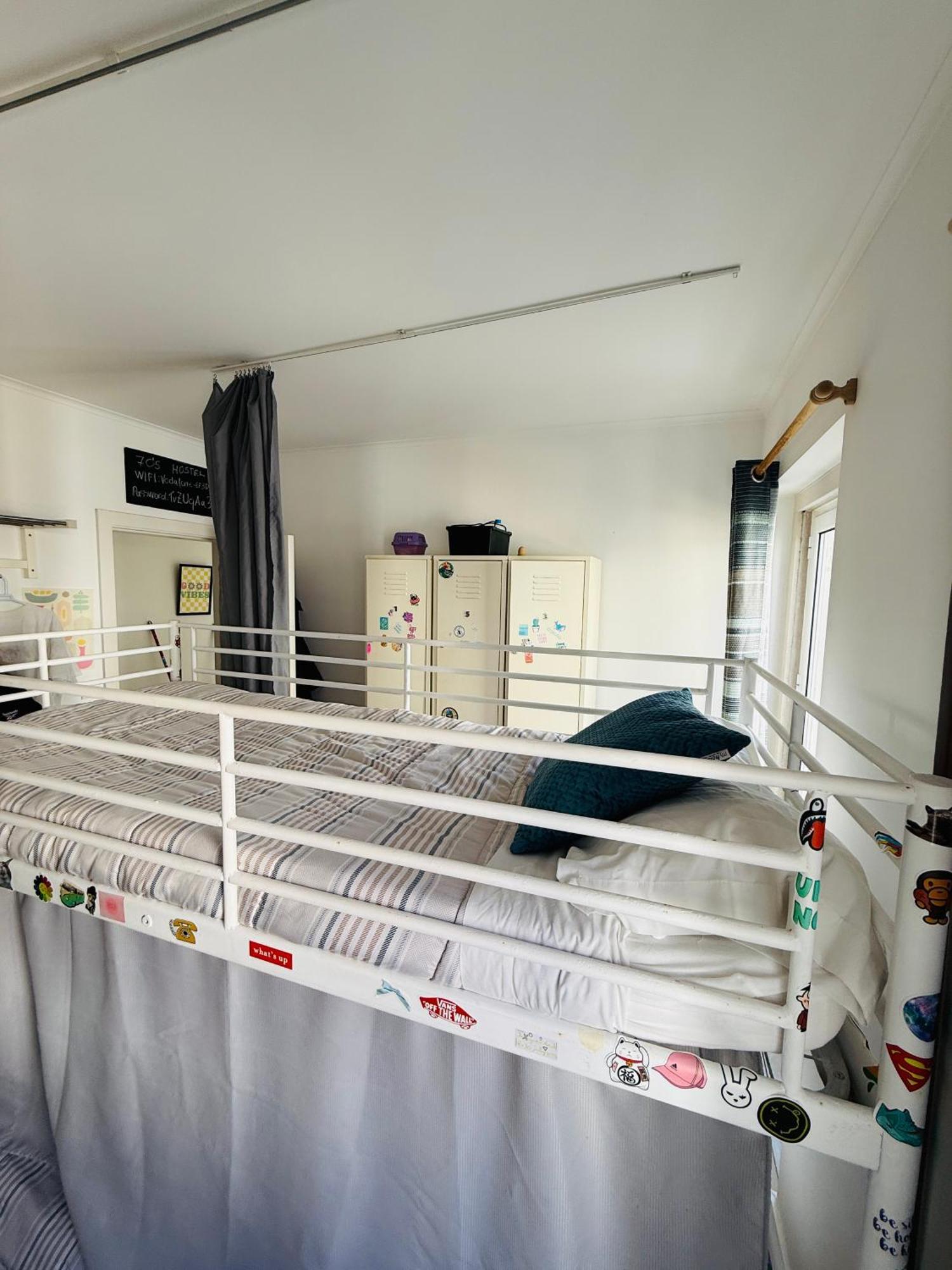 70'S Hostel Ericeira Eksteriør bilde